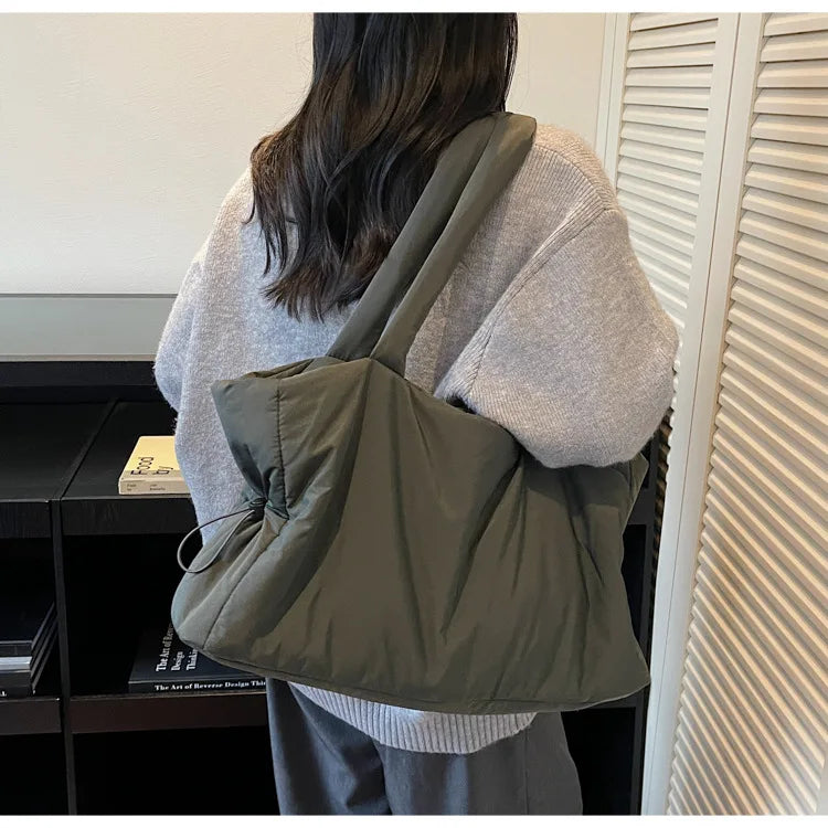 Fashion Winter Women Shoulder Bag Large Simple Shopping Commuting Bag Simple and Practical Textured Casual Versatile Tote Bag