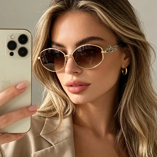 Punk Women's Retro Metal Frame Sunglasses Leopard Head Decor UV400 Shades Fashion Gradient Sun Glasses for Street & Vacation