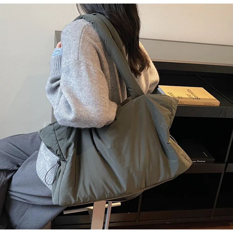 Fashion Winter Women Shoulder Bag Large Simple Shopping Commuting Bag Simple and Practical Textured Casual Versatile Tote Bag