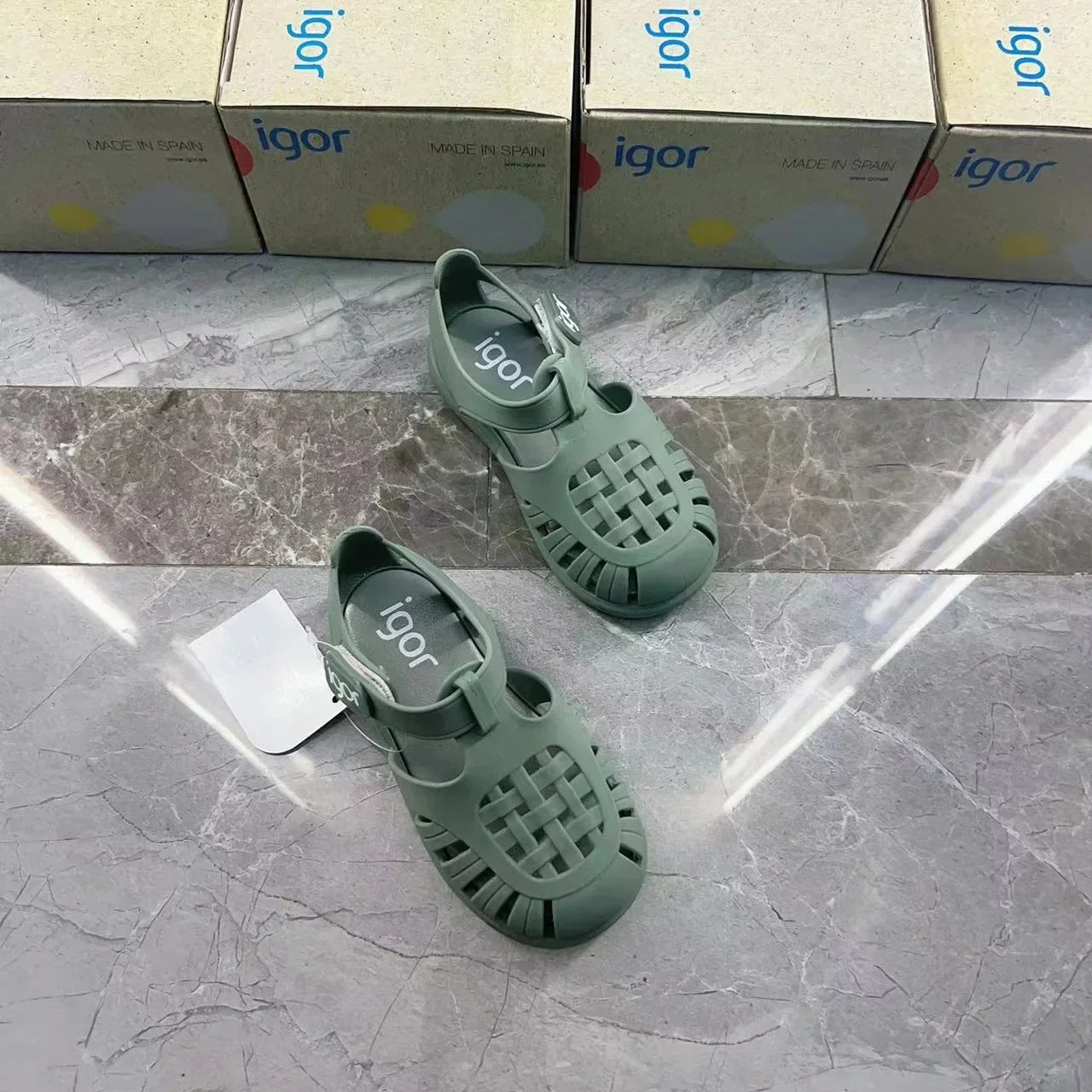 Boys Girls' Solid Color Casual Baotou Roman Sandals Baby Kids Jelly Beach Shoes Children's Soft Sole Non-slip Sandals SO125