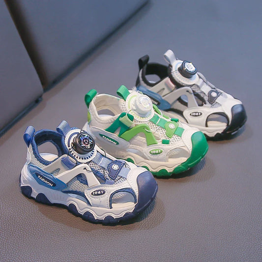 Lightweight Kids Shoes Children Girls Boys Sandals Children Beach Sandals New Non-slip Soft Bottom Breathable Boys Shoes