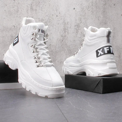 White High Top Board Boots for Men Thick Soled Men Boots with Elevated Height Inside Outdoor Casual Versatile High-top Shoes