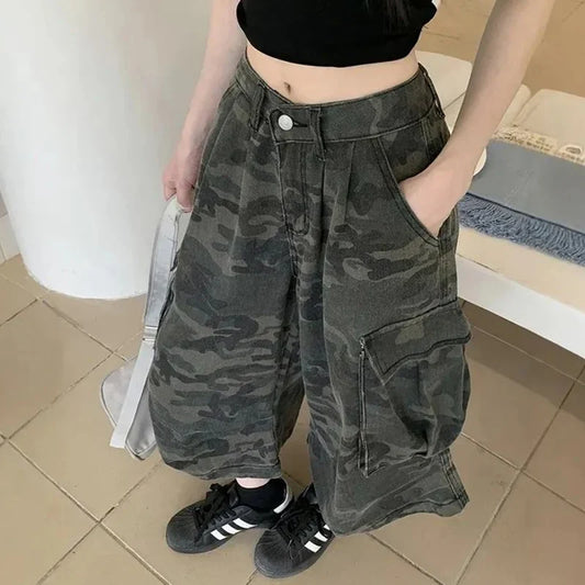 Lady Retro Fashion Baggy Capri Jeans Female High Waist Thin Denim Pants Girls Fashion Camouflage Straight Leg Trousers