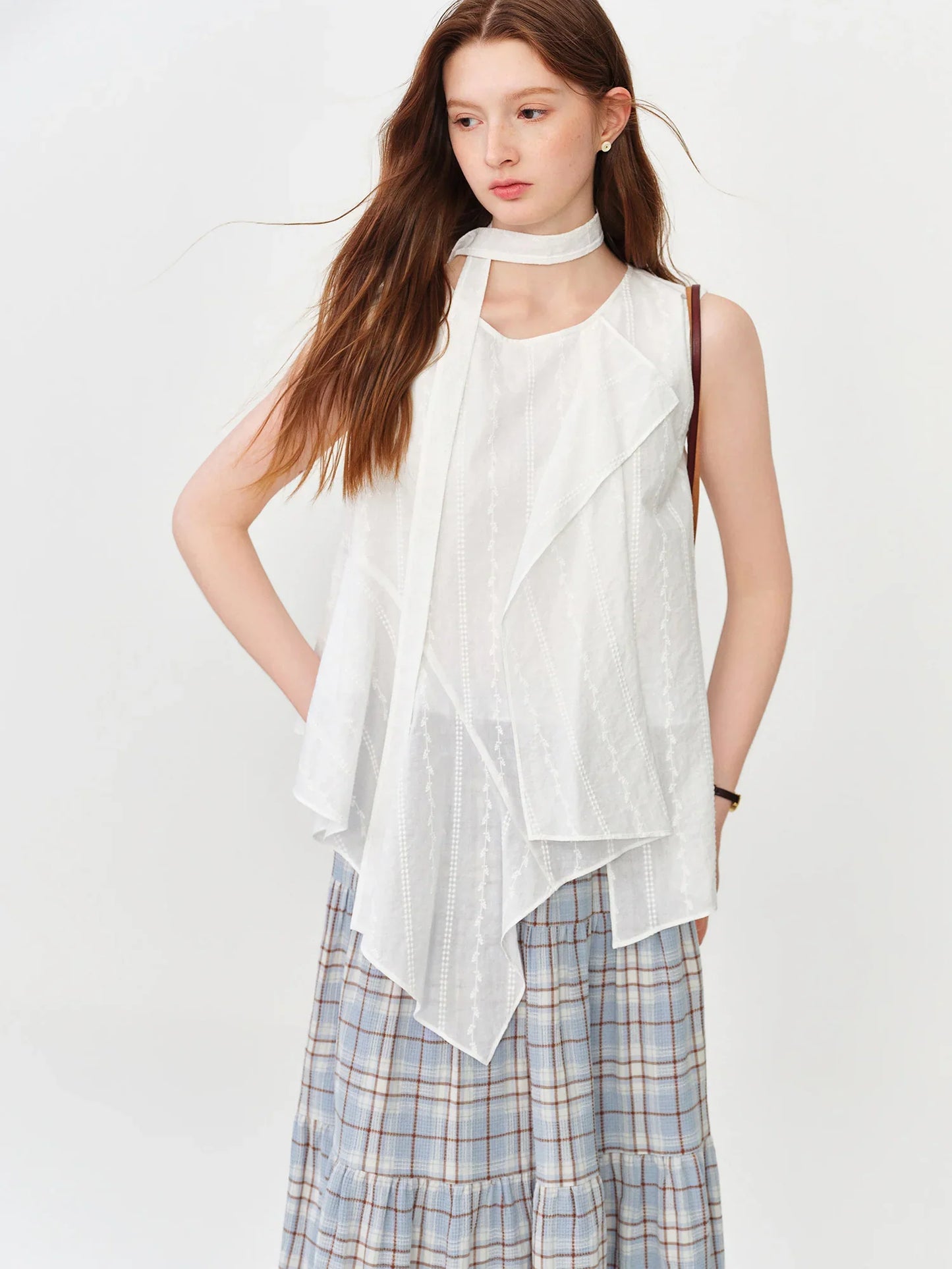 2026 Summer Women Asymmetrical Cut-out Tie-Neck Sleeveless Blouse Round Neck Top Soft Elegant Daily Layering Essential