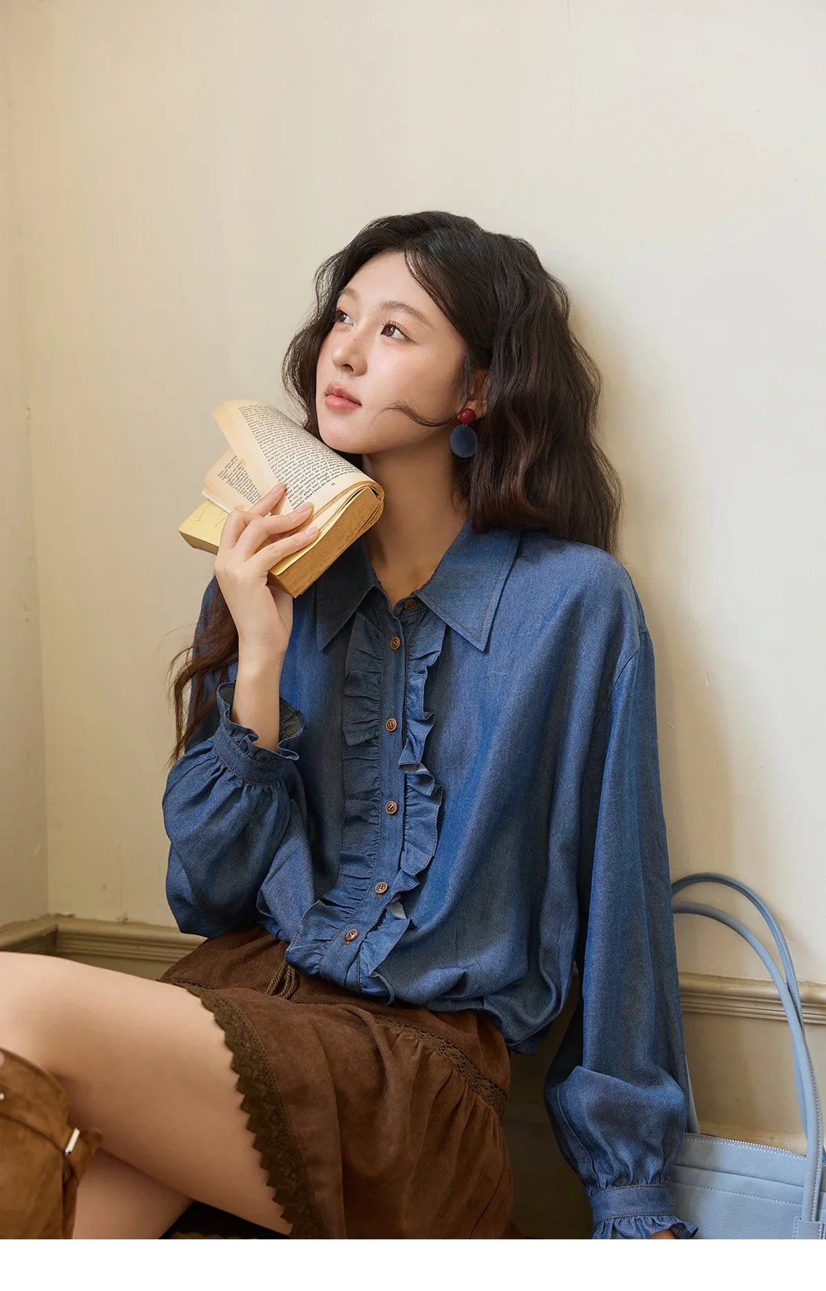 Blue Lyocell Imitation Denim Shirt for Women Autumn 2025 Ruffled Placket Contrasting Button Waist Cinc Shirt MXE43C2386