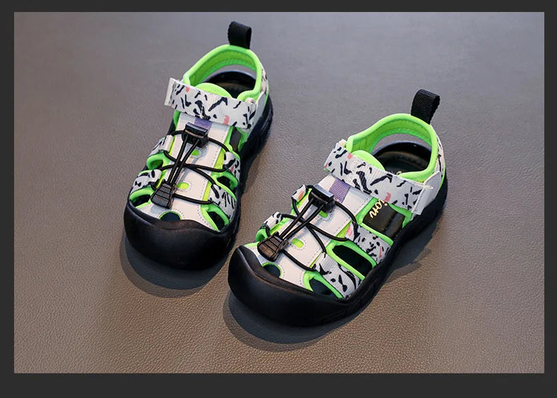 2026 New Kids Sport Sandals Children's Design Hollow-out Multicolor Sandals Soft Flat Strappy Sandals Girls Cute Beach Shoes