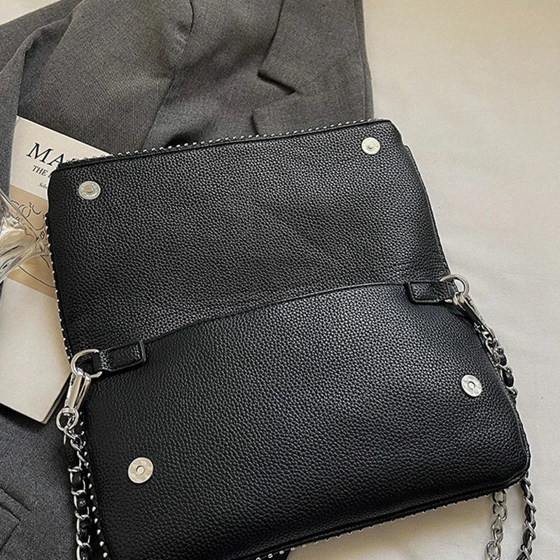 Fashionable Crossbody Bags for Women Shoulder Bags Minimalist Chain Designer Bag Retro Purse and Handbags