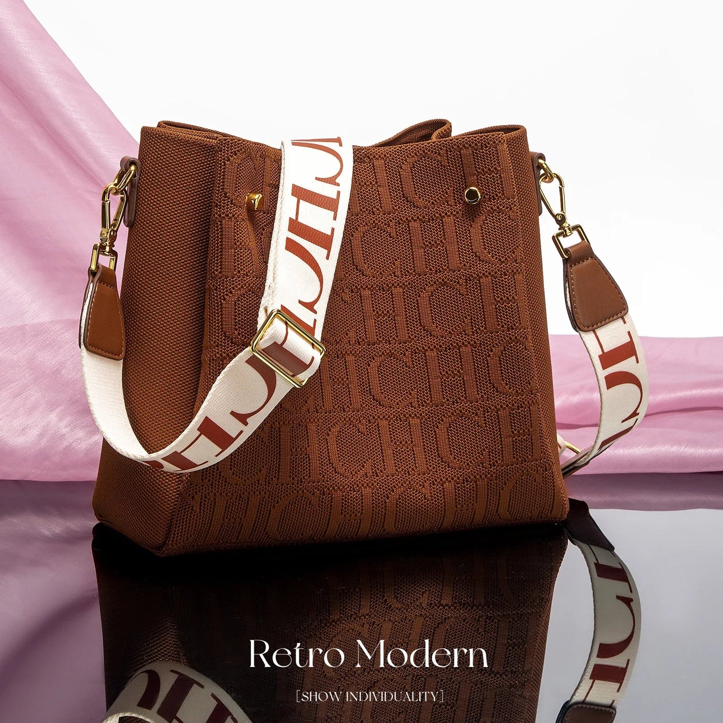 Fashion Party Multifunctional Occasion Handbag Classic Retro New Solid Color Letter Design Women's Shoulder Bag