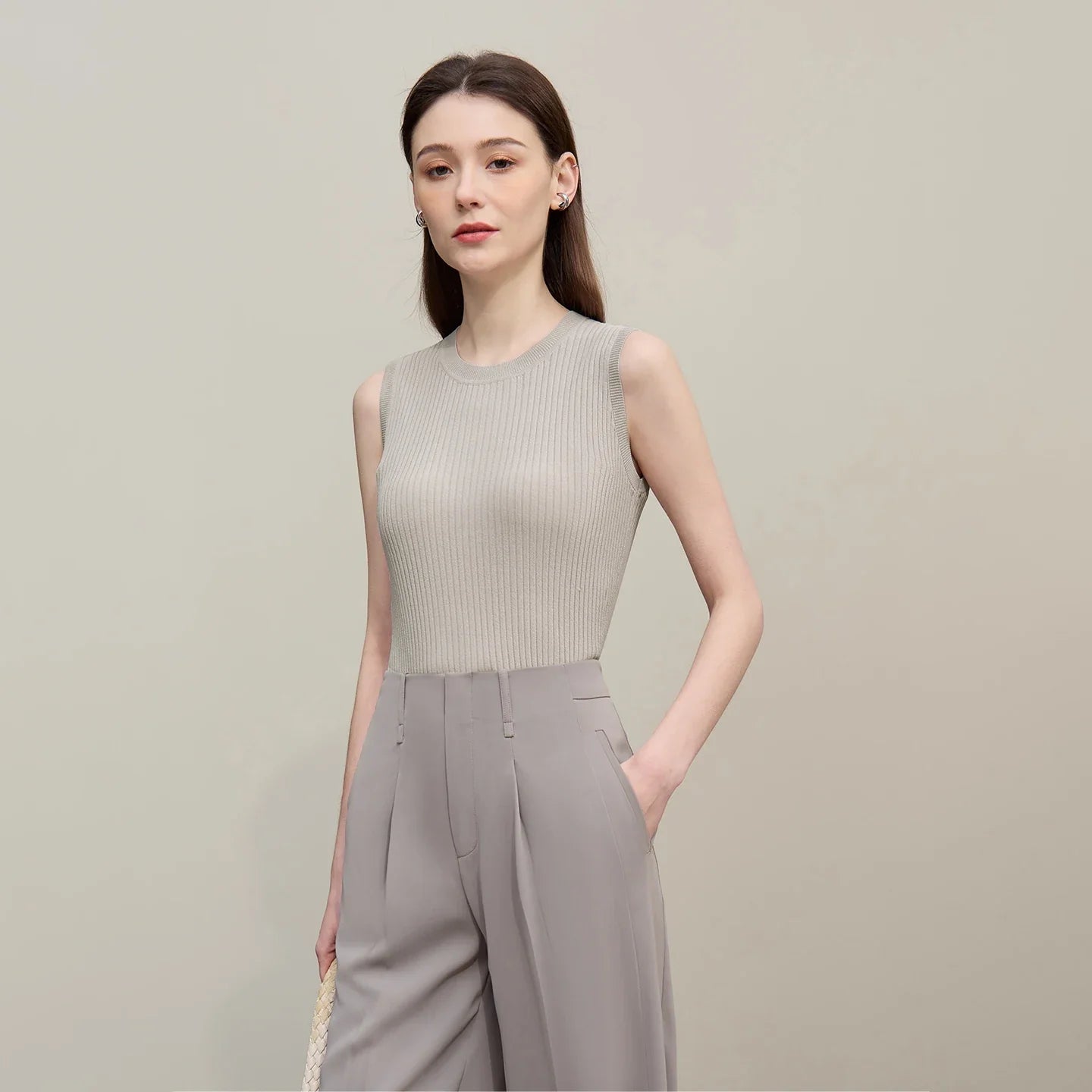 Women's Tank Top 2026 Summer New Straight Fit Sleeveless Solid Color Vest Versatile Basic Knitted Cami For Women 12622084