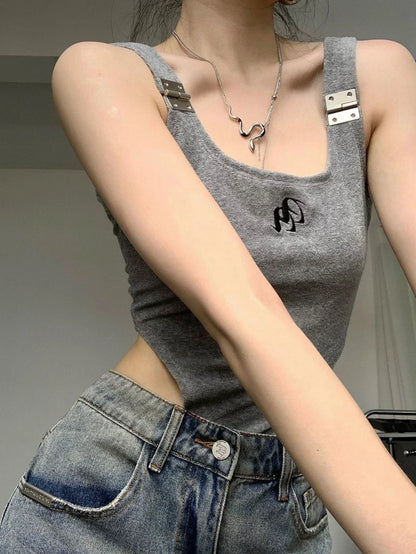 Y2K American Retro High Street Hip Hop Loose Straight Cut Shorts Women's Five-Point Pants  Style Mid-Calf Shorts with Hole