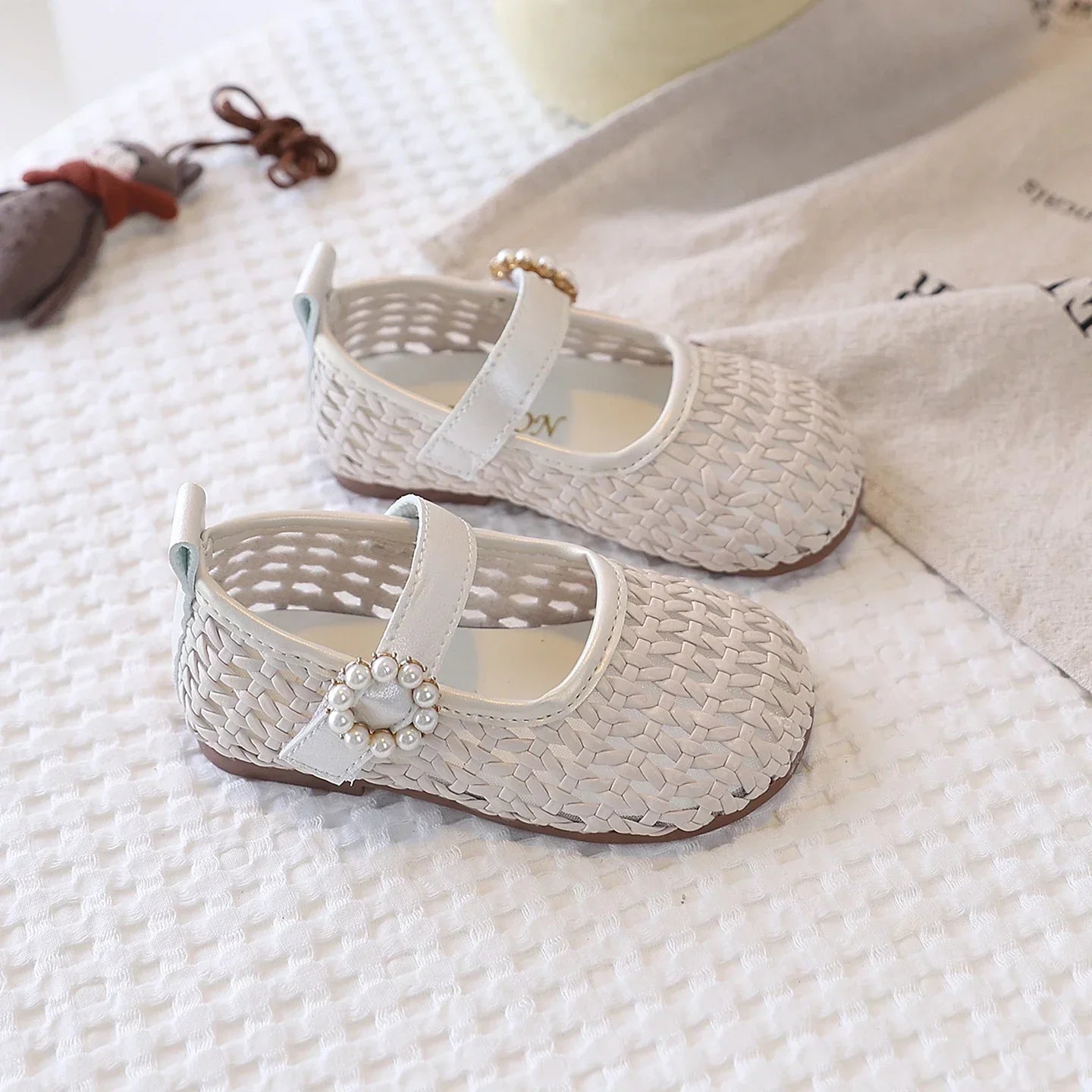 Spring Girl's Sandals Braided Pearl Hook-loop Chic Kid's Flat Shoe Solid Colors Anti-slip Casual Versatile Children Shoes 4-6Y