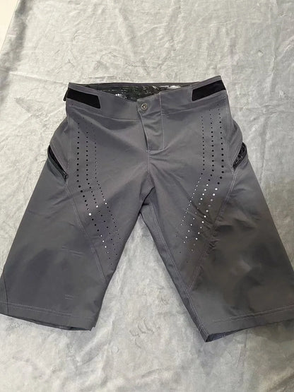 Reathable Ultra-Thin Comfortable Cycling Trousers Zipper Design with Pockets for Bike Motorcycle Sports Four Seasons Wearable