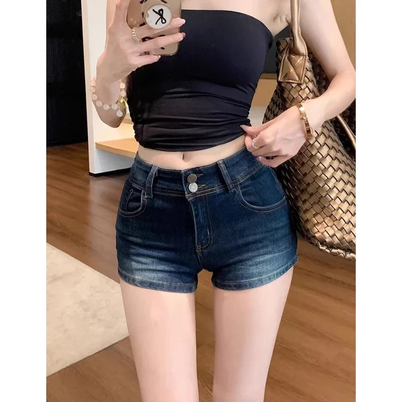 American Retro Deep Blue Low Waist Denim Shorts Women Summer 2026 New Style Slimming Hot Pants Tight Butt Short Skirt