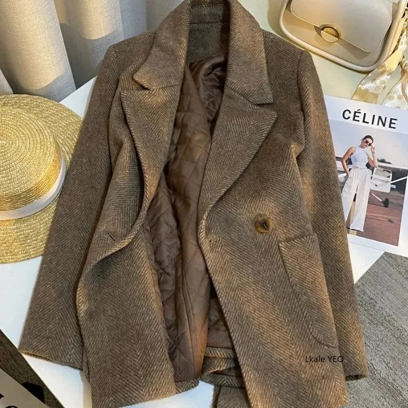 New Women's Wool Suit Jacket 2026 Spring Autumn Retro Temperament Ladies Small Blazer Coat Leisure High-Quality Lady Outerwear
