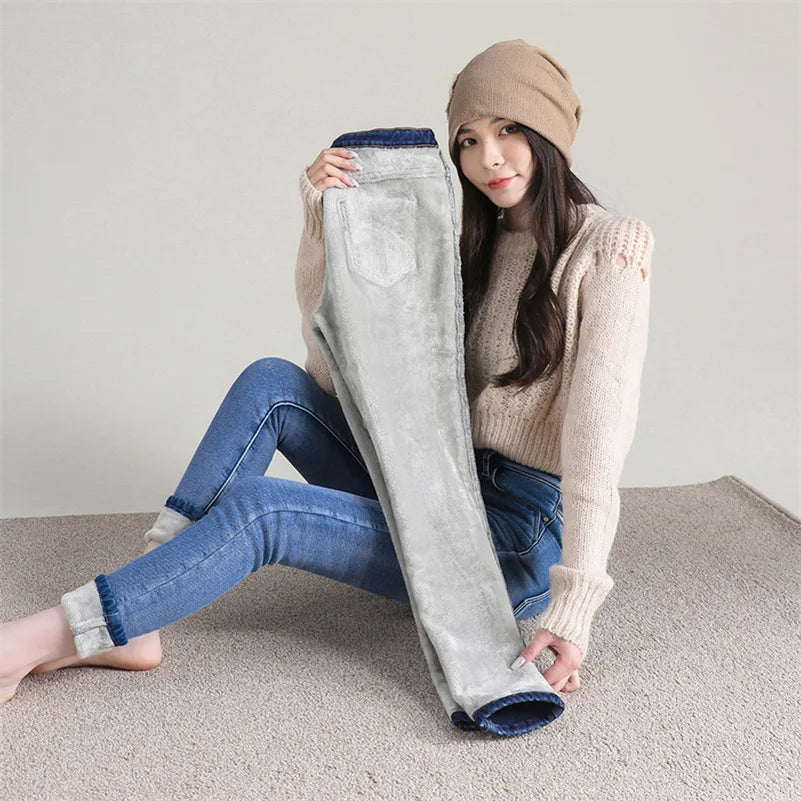 New Winter Women Snow Thermal Fleece Skinny Jeans Casual Lady Warm Velvet Thick Pencil Pants Female Basic Fleece Denim Trousers