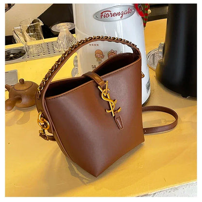 2026 Summer New! Light - Luxury Women's Bucket Bag - High - End Niche Design, Stylish Shoulder Messenger for All Occasions