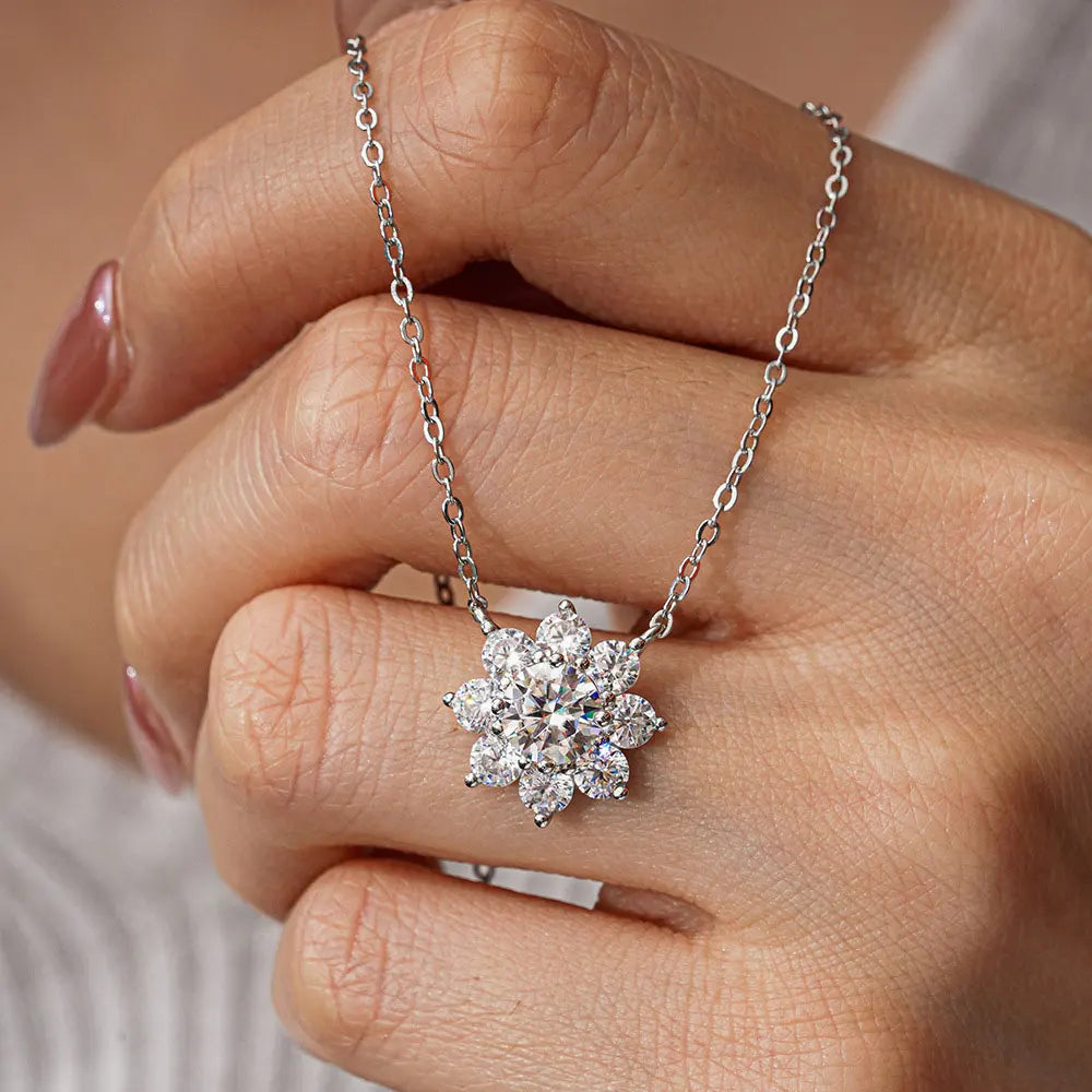 Moissanite Necklace Flower Pandent GRA Certified s925 Sterling Silver Plated 18k White Gold Fashion Necklaces for Women