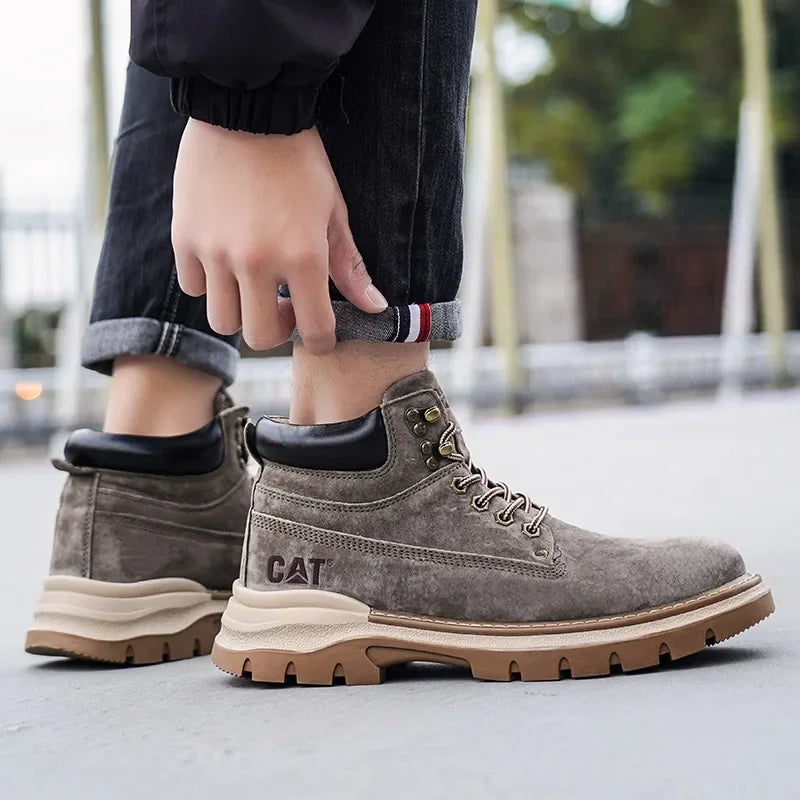 Hot Selling Winter Men Snow Boots High-quality Classic High Top Outdoor Hiking Shoes Anti Slip Thick Soled Practical Work Shoes