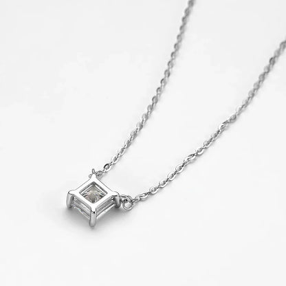 1CT Princess Cut Solitaire Square Moissanite Diamond Pendant Necklace 18k Gold Plated 925 Sterling Silver Sparkling Jewelry Gift