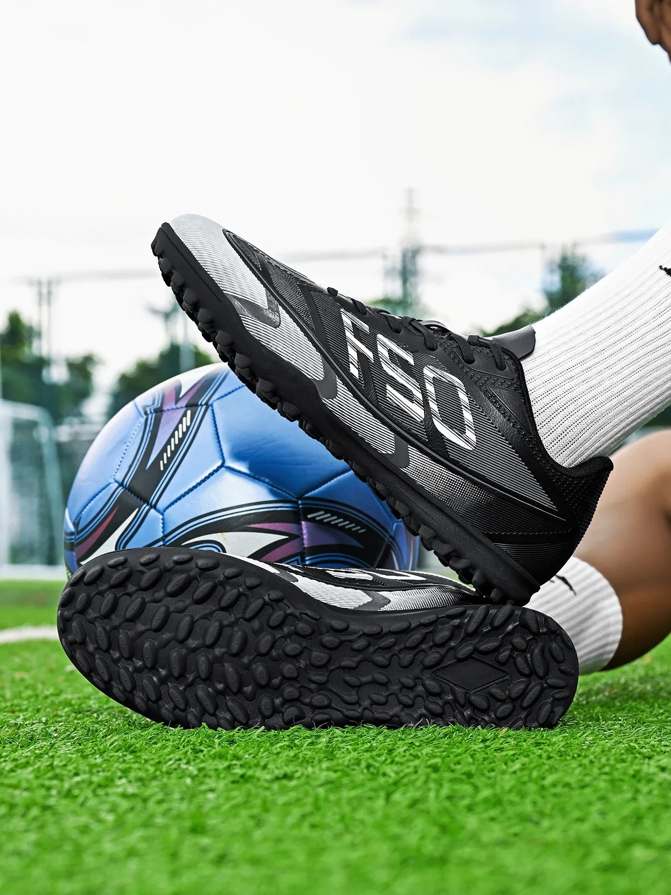 Breathable TF Soccer Shoes Men Women Kids PU+Fabric Non-Slip Wear-Resistant Rubber Sole Training Shoes