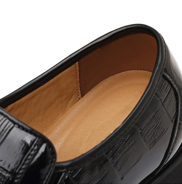 Spring New Men's Business Formal Leather Shoes Solid Color Fashion Casual Shoes Male British Pointed Toe Dress Shoe Man