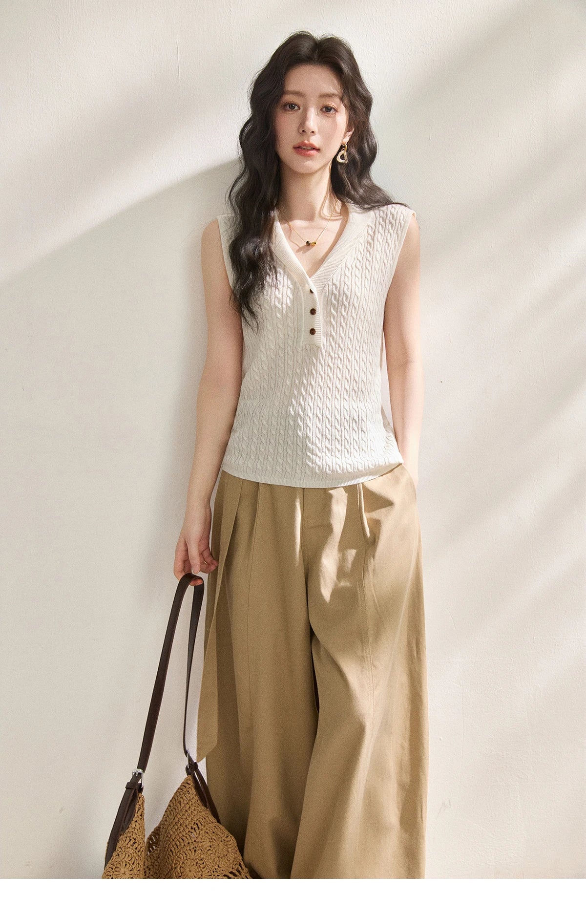 Women Cable Knit V-Neck Henley Tank Top Sleeveless Slim Knit Vest, Casual Basic Solid Tops for Spring Summer MXF25Z3115