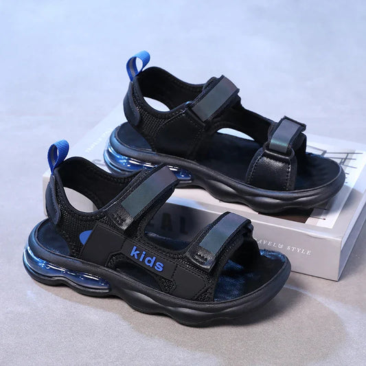 A pair of children's summer open-toe sandals, soft, breathable, wear-resistant flat shoes, sizes 32-42，KT-M-1916