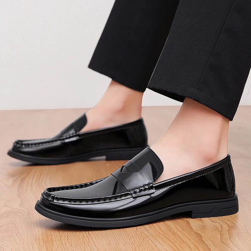 2026 New Men's Patent Leather Penny Loafers Slip On Design Soft Cushion Insole Wear Resistant Sole Business Wedding Party Shoes
