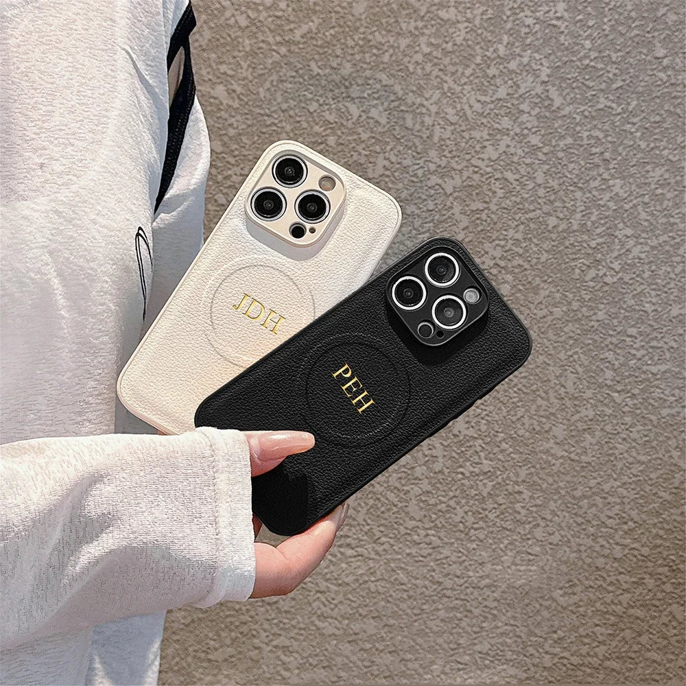 جراب مخصص لهاتف iPhone17 Pro Max 16 15 14 13 12، أحرف أولى مخصصة، شحن لاسلكي MagSafe، غطاء جلدي