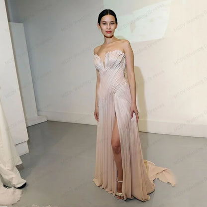Pleated White Wedding Dress 2026 Strapless A Line Slit Shiny Bridal Gown With Train vestido de noivas para casamento Customized