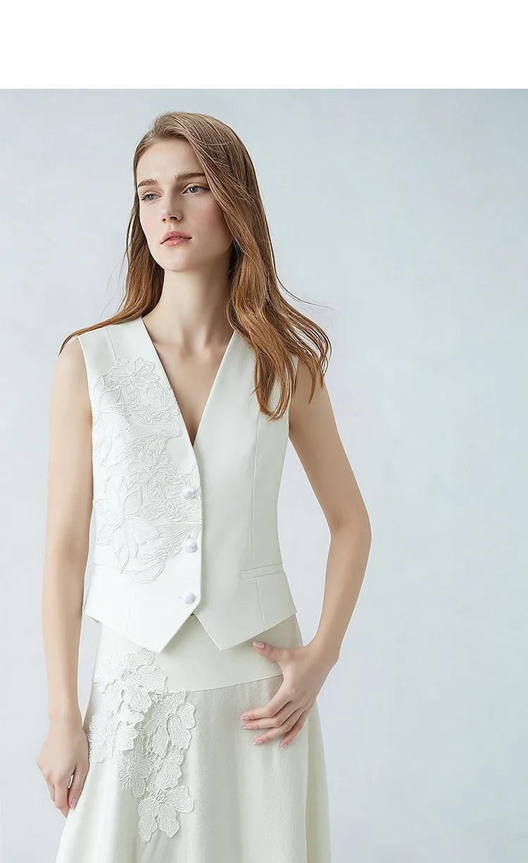 Women's Vest Top 2026 Summer New V Neck Sleeveless Lace Splicing Vest Elegant Office Straight Short Tank For Women 12622027