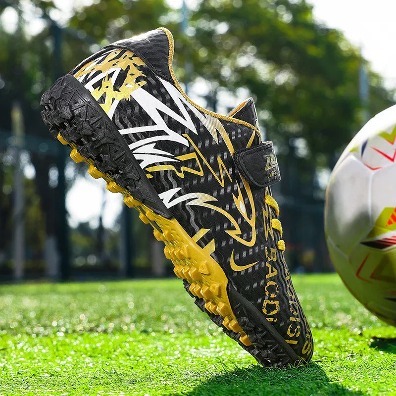New Men Kids Soccer Shoes Non-Slip Football Boots Ultralight Cleats Match Grass Boys Professional Training Shoes Drop Shipping