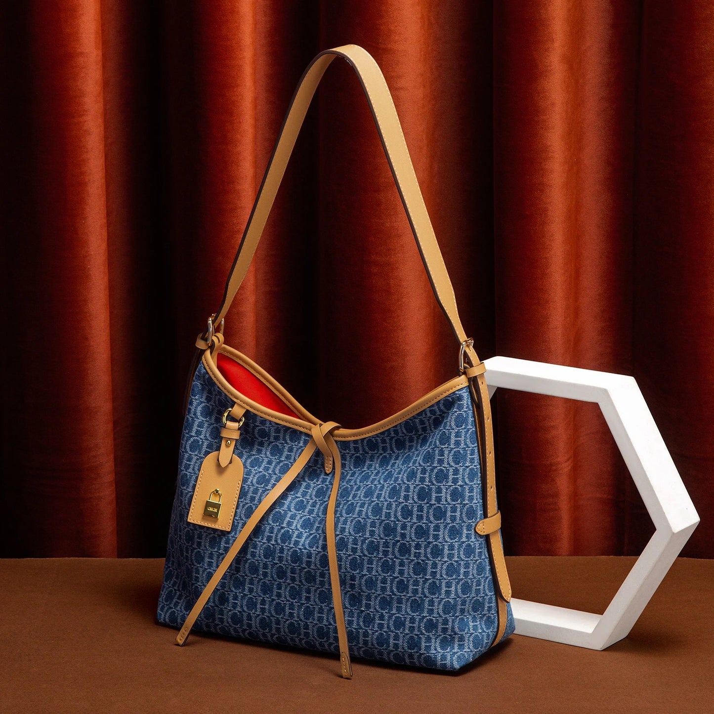 Fashion Classic Retro Women's New Shoulder Bag Business Office Letter Small Bag Accessory Design Shoulder Bag