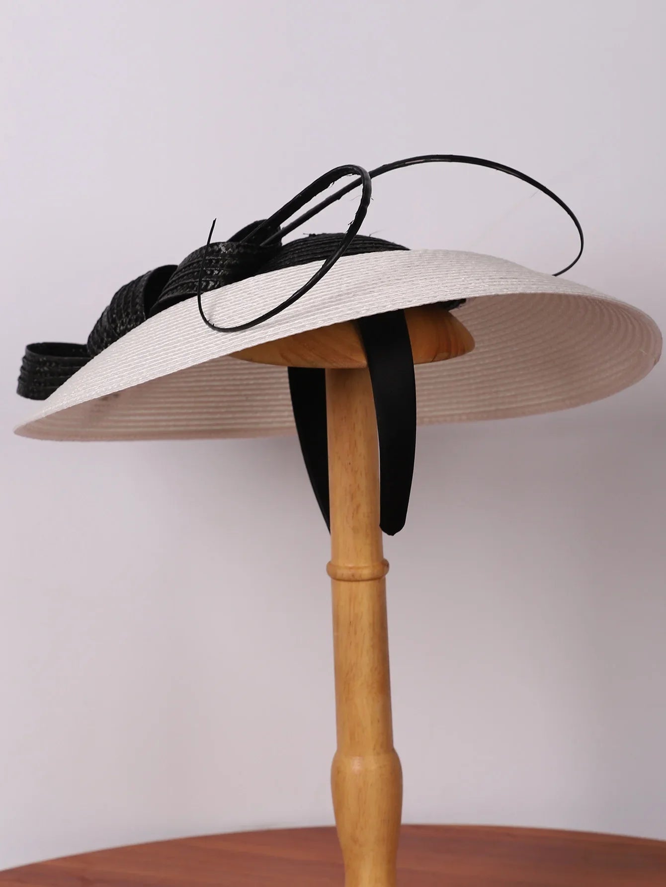 Fascinators Black White Weddings Pillbox Hat For Women Church Hat Sraw Fedora Black Wide Ladies Dress Kentucky Derby Hats