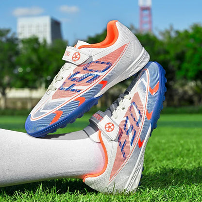 New Kid Football Boots Professional Match Match Boys Soccer Shoes Sports Shoes Non-Slip Sneakers Outdoor Comfortable Unisex