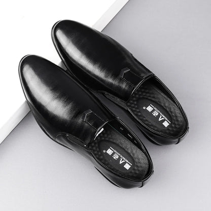 2026 Spring Autumn Business Leather Shoes for Men Black Fashion Casual Shoes Loafers Male New Designer Retro Dress Shoes Man
