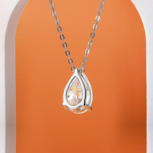 1-4CT Pear Cut D Color Moissanite Pendant Necklace for Women S925 Silver Plated 18k Gold Waterdrop Shape Necklaces Jewelry Gift