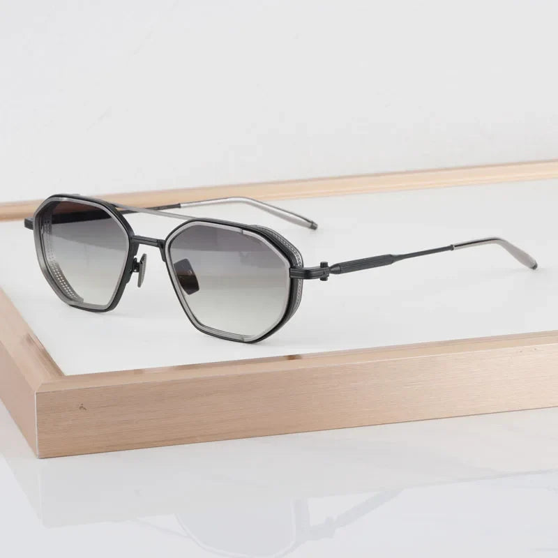 Designer Luxury Sunglasses Men Women Ultralight High Quality Classical Fashion Street UV400 Vintage Glasses with Case
