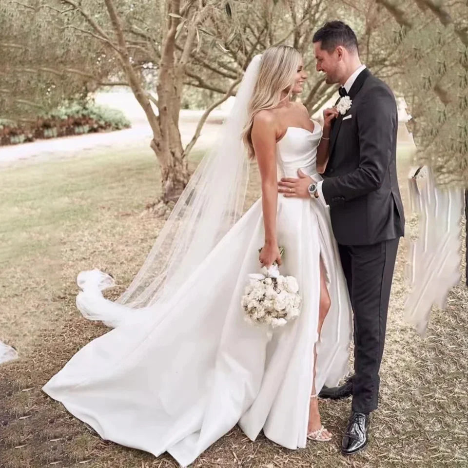 Customized Plus Size A Line Satin Strapless Wedding Dress V Neck Pleats High Side Slit Floor Length Bride Gowns Bridal Dres