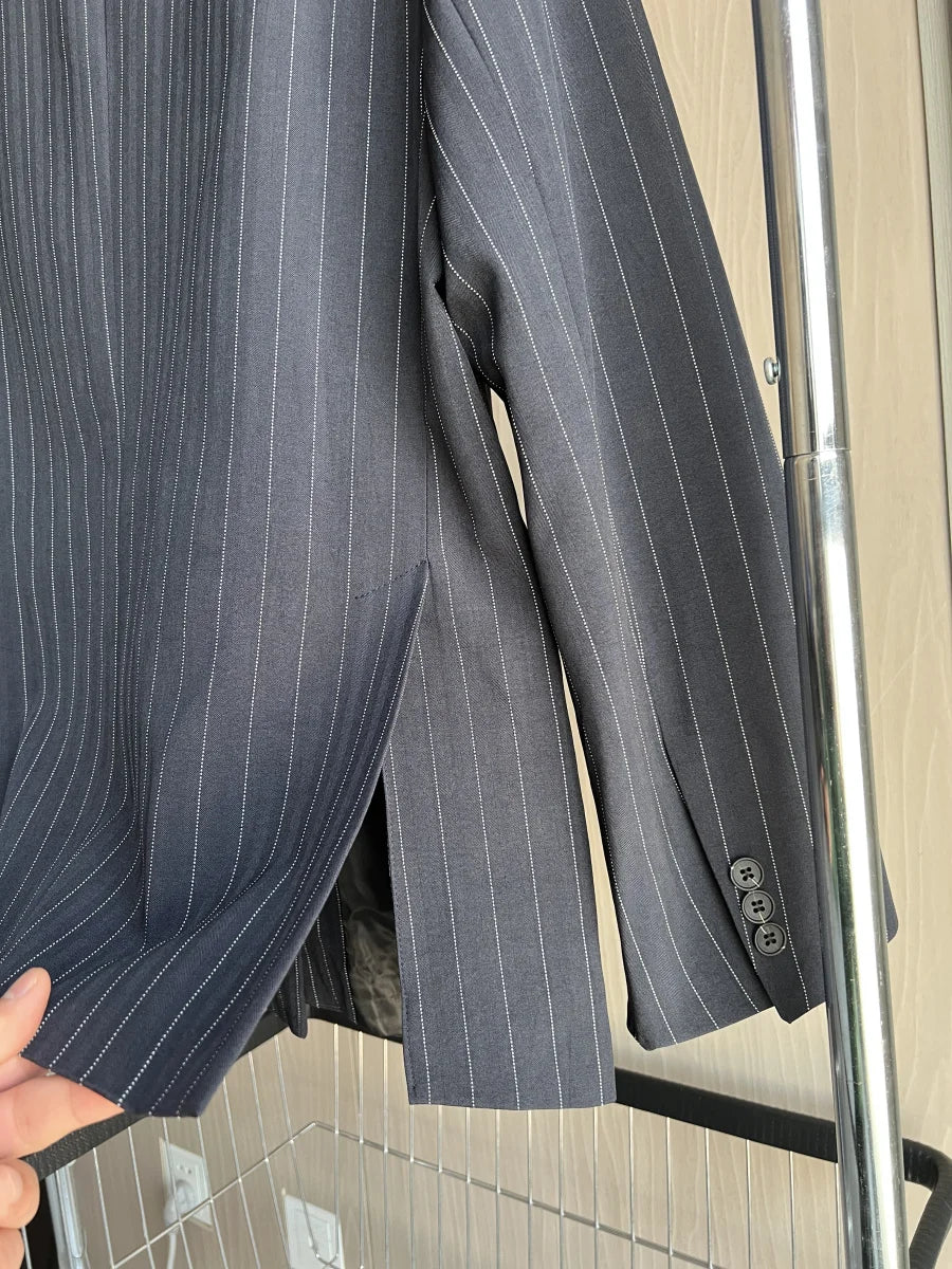 Fall/Winter 2025 New  Women's Street Fashion oversized pinstripe shoulder-padded loose suit jacket for women