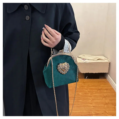 Chains Velvet Frame Heart Dinner Hand Bags Diamonds High Quality Shoulder and Crossbody Bags for Women 2024 Fashion Hot Sale