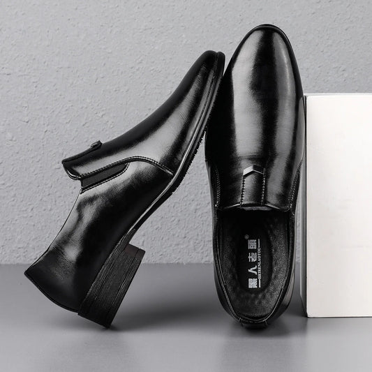 2026 Spring Autumn Business Leather Shoes for Men Black Fashion Casual Shoes Loafers Male New Designer Retro Dress Shoes Man