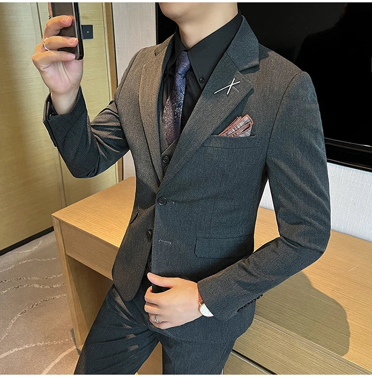 2026 High Quality (Suit + Vest + Trousers) Stylish and Handsome Casual Wedding Suit Business Suit Three-Piece Genuine
