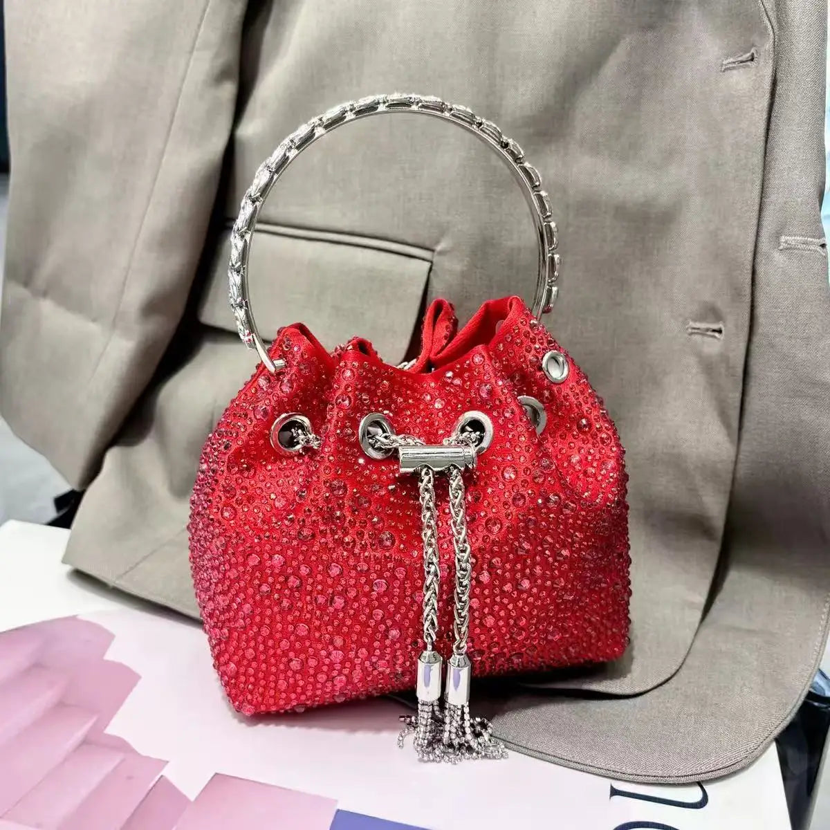 Luxury Designer Women Handbag Glitter Diamond Banquet Bag Satin Bucket Bag Wedding Party Clutch Purse Exquisite Evening Bag