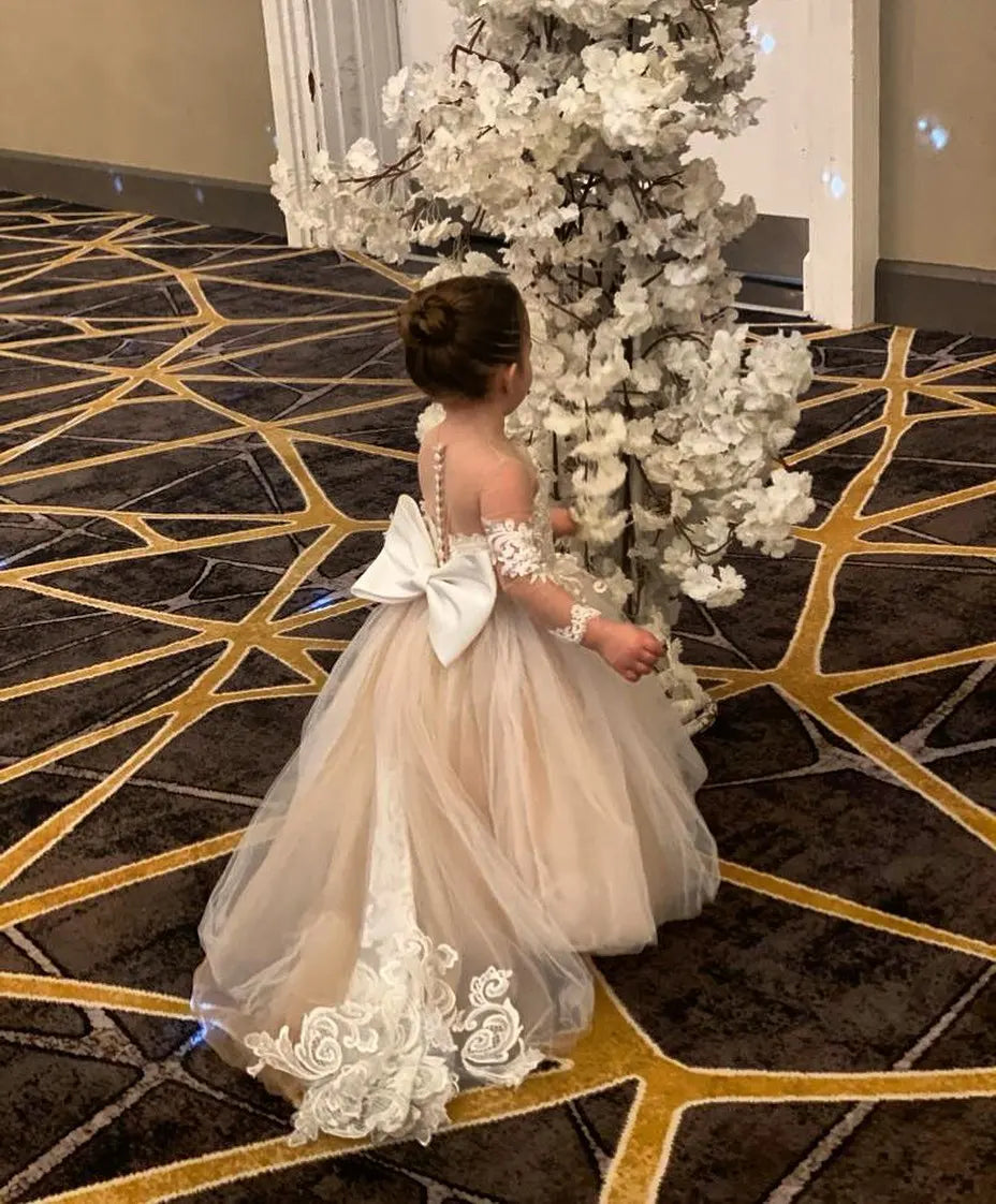 Cute Flower Girl Dresses for Wedding Big Bow Appliques Long Little Pageant Gowns Girls White Tulle First Communion Gowns