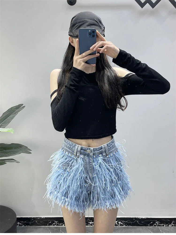 Summer Street Hot Girls Short Jeans Female Chic Feather Diamond Denim Shorts Women Retro Washed Hot Pants Sexy Night Club Shorts