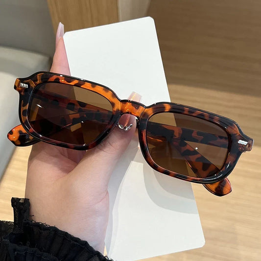 Cycling New Vintage Square Sunglasses Classic Shades Women Men Designer Multi Color Eyeglass Casual Decorative Style Sun Glasses