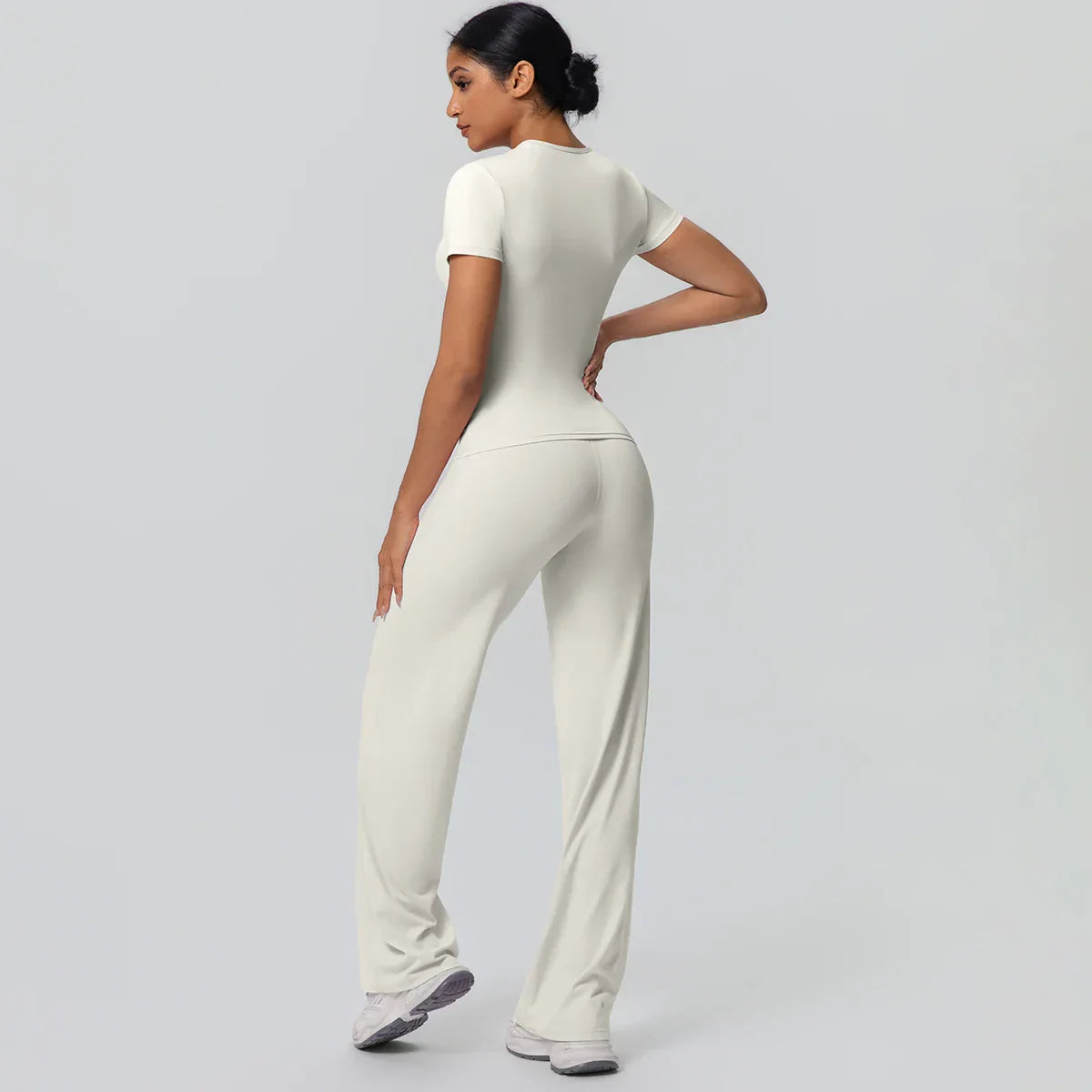 Fitness Sports Workout Yoga Set for Women Naked Feel Slim Casual Workout Top T-Shirt Quick Drying Push Up Running Pants Yoga Set