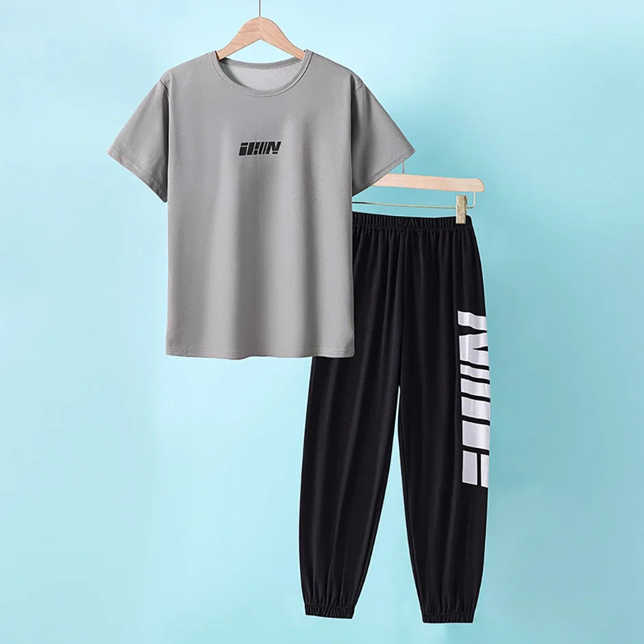 2-pcs Summer Youth Fashion Letter Set 13-16 Year Old Boys and Girls Simple and Versatile Letter Short Sleeve T-shirt Black Pants