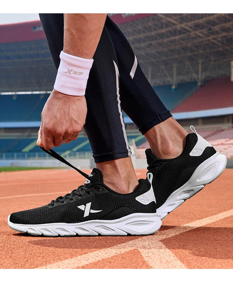 Running Shoes For Men 2025 Spring Sweat-Absorbing Sports Shoes Wear-Resistant Stability Sporty Sports Sneakers 880119115131